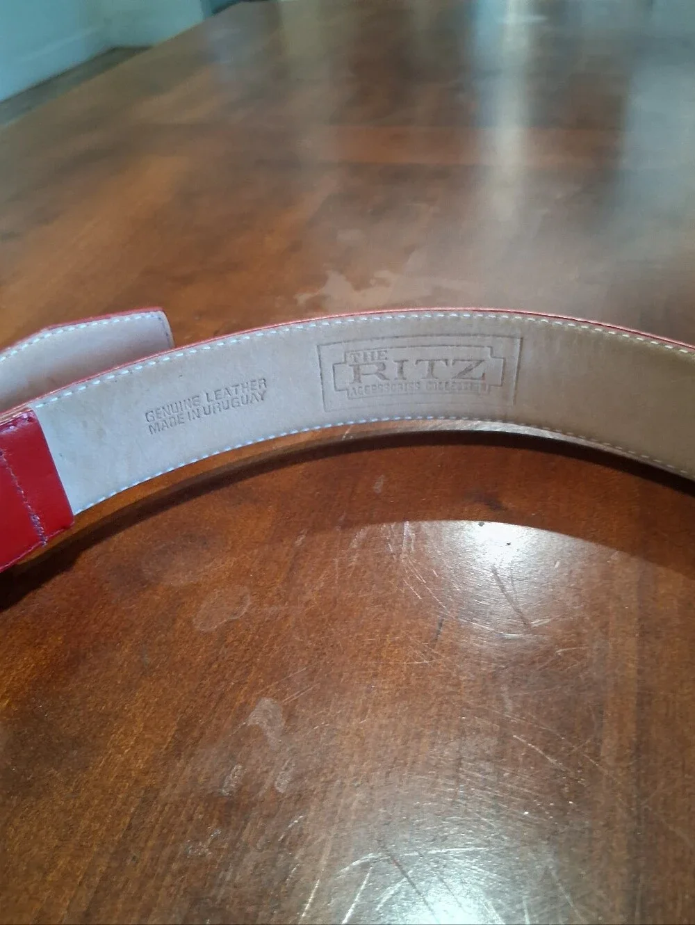 N/A red leather